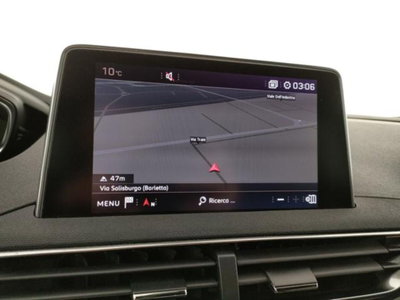 Peugeot 3008 BlueHDi 130 S&S EAT8 GT Line (11)