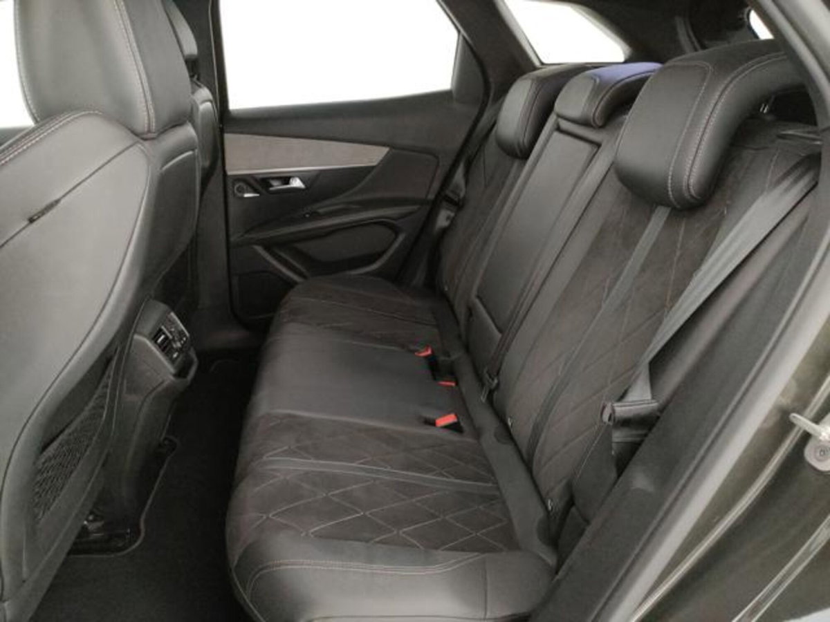 Peugeot 3008 BlueHDi 180 S&S EAT8 GT Pack (20)