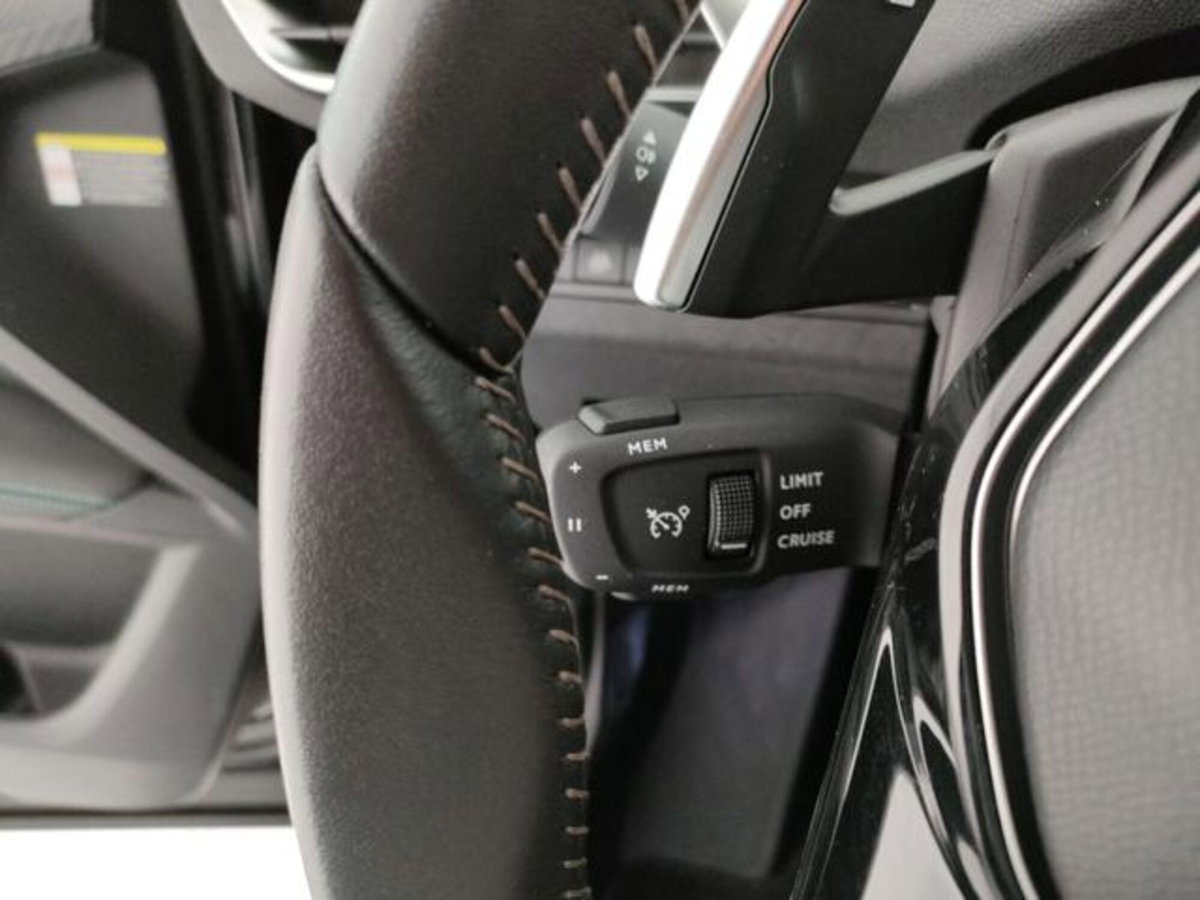 Peugeot 3008 BlueHDi 130 S&S EAT8 Allure Pack (12)