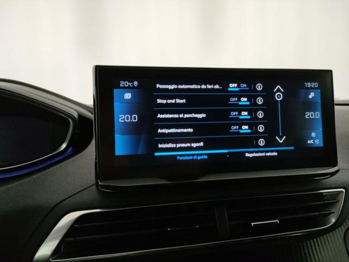 Peugeot 3008 BlueHDi 130 S&S EAT8 Allure Pack (16)