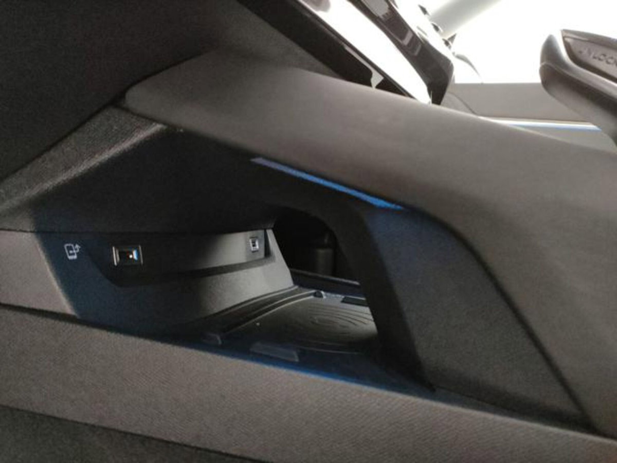 Peugeot 508 SW BlueHDi 130 Stop&Start EAT8 Allure Pack (8)