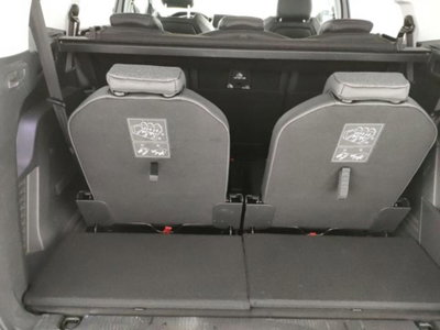 Peugeot 5008 BlueHDi 150 S&S Allure (19)