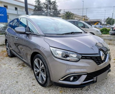 Renault Grand Scénic 1.5 dci energy Intens 110cv edc my18 (2)