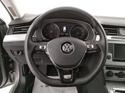 Volkswagen Passat Variant 1.6 TDI DSG Comfortline BlueMotion Tech. (9)