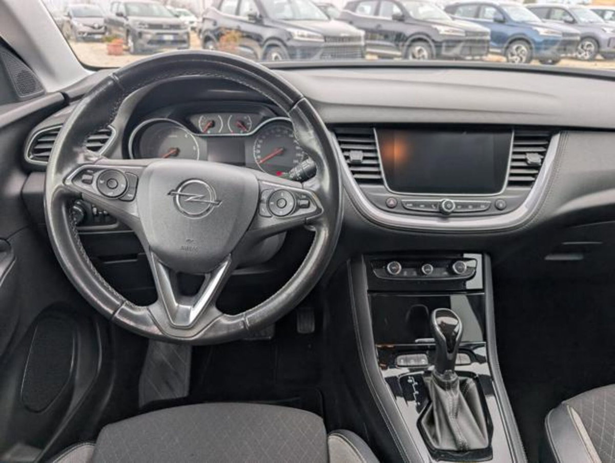 Opel Grandland X 1.5 diesel Ecotec Start&Stop Innovation (9)