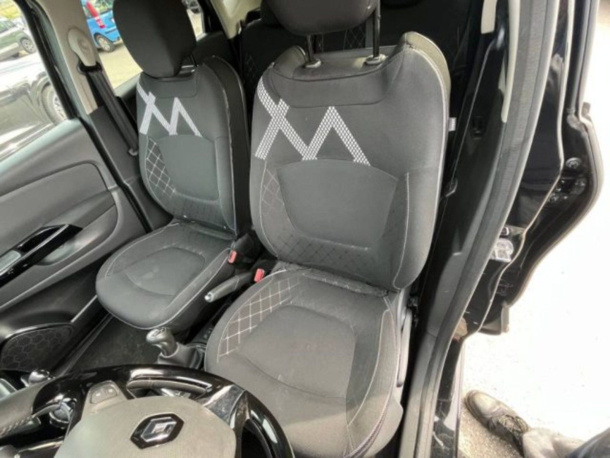 Renault Captur 1.5 dCi 8V 90 CV Start&Stop Energy R-Link (8)