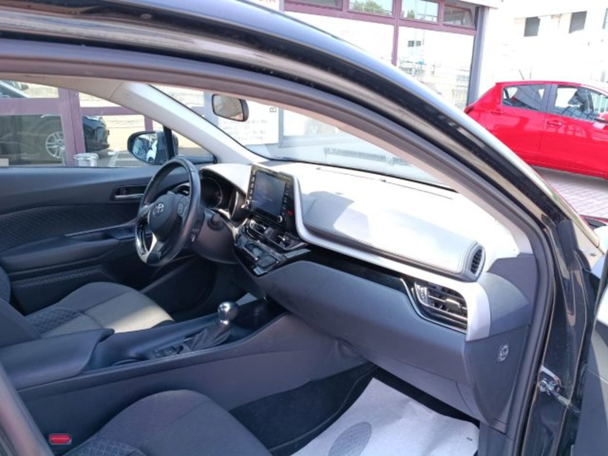 Toyota Toyota C-HR 1.8 Hybrid E-CVT Trend (12)