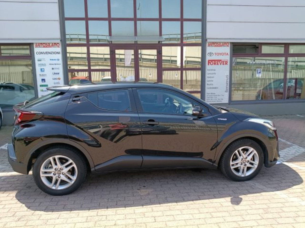Toyota Toyota C-HR 1.8 Hybrid E-CVT Trend (4)