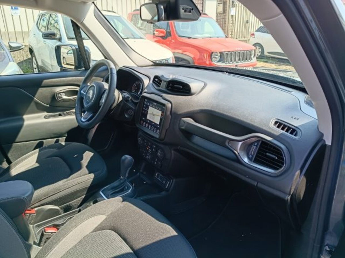 Jeep Renegade 1.5 Turbo T4 MHEV Limited (11)