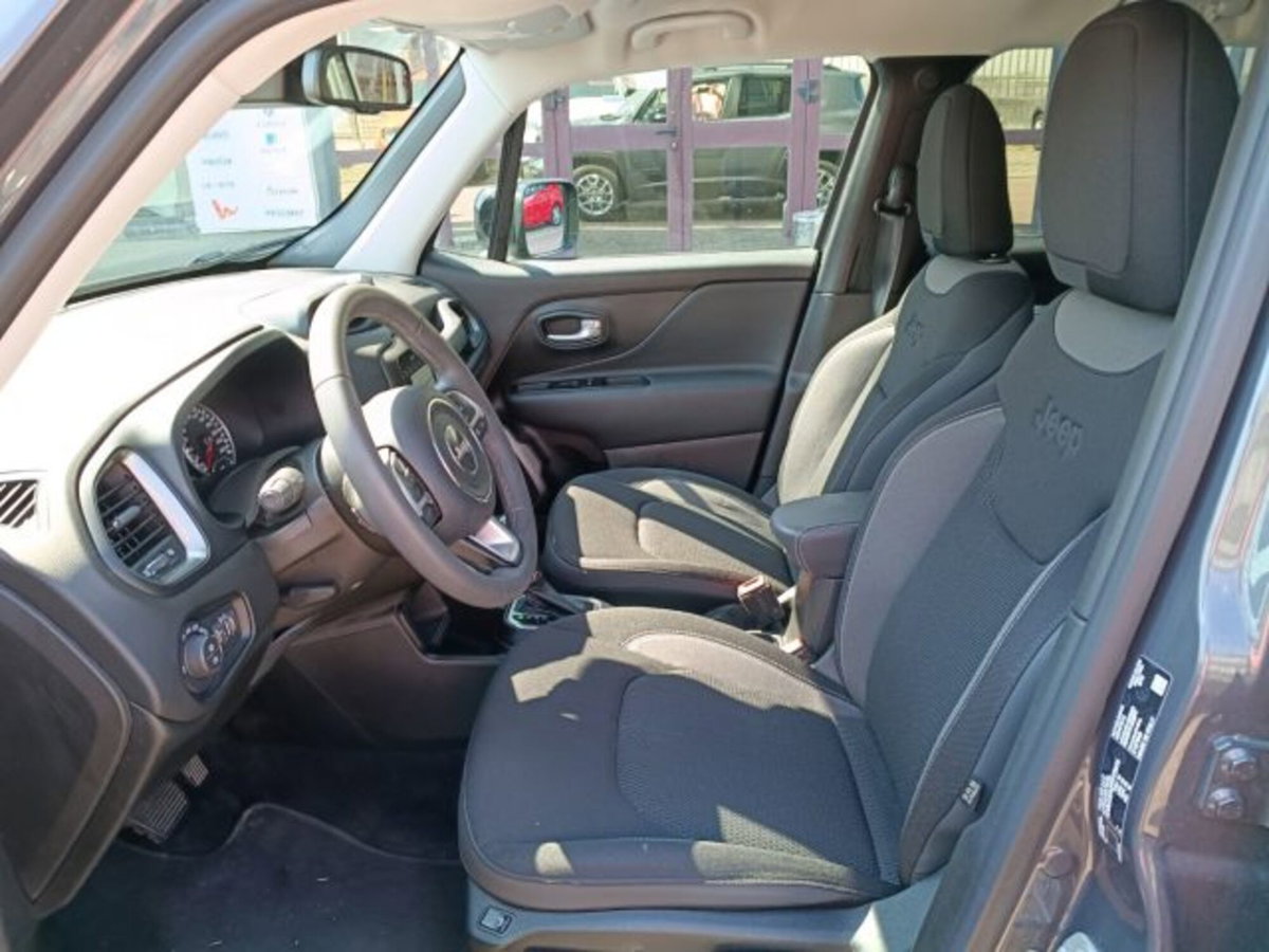 Jeep Renegade 1.5 Turbo T4 MHEV Limited (12)