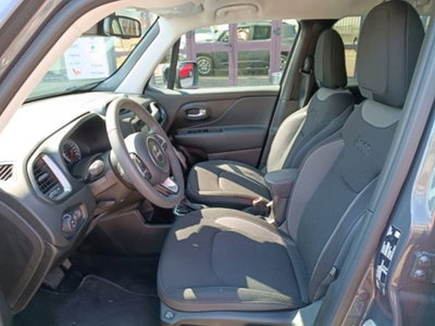 Jeep Renegade 1.5 Turbo T4 MHEV Limited (12)