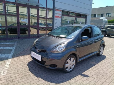 Toyota Aygo 1.0 12V VVT-i 5 porte Now Connect usata