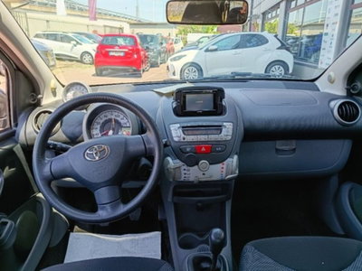 Toyota Aygo 1.0 12V VVT-i 5 porte Now Connect (10)