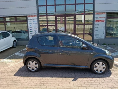 Toyota Aygo 1.0 12V VVT-i 5 porte Now Connect (4)