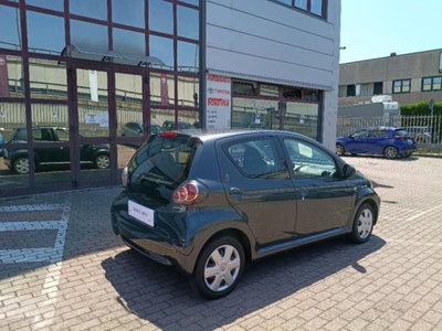Toyota Aygo 1.0 12V VVT-i 5 porte Now Connect (5)