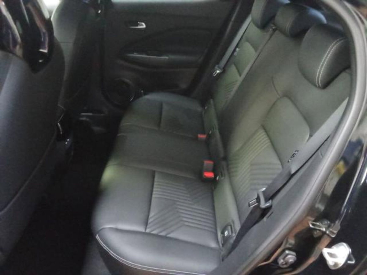 Nissan Juke 1.6 94 CV Visia (16)