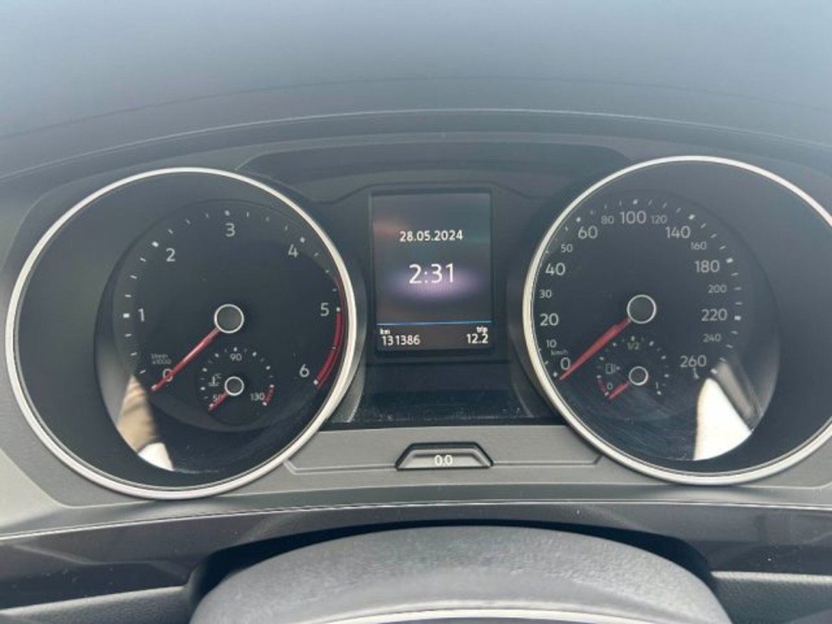 Volkswagen Tiguan 2.0 TDI SCR Business BlueMotion Technology (7)