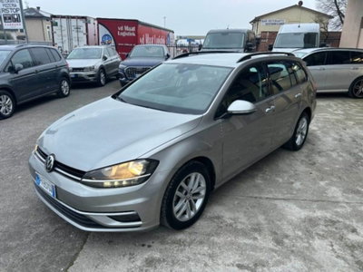 Volkswagen Golf Variant 1.6 TDI 115 CV DSG Executive BlueMotion Tech. (4)
