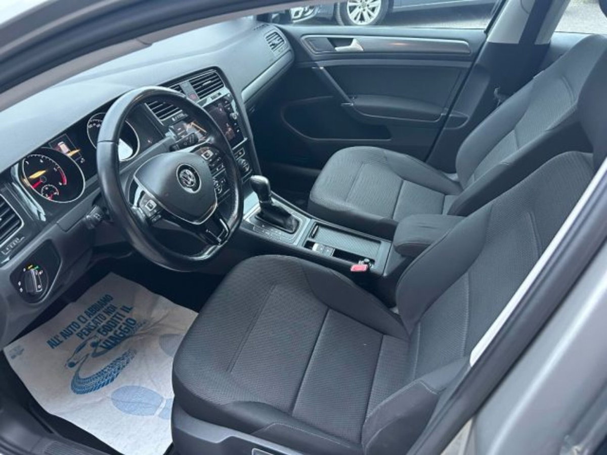 Volkswagen Golf Variant 1.6 TDI 115 CV DSG Executive BlueMotion Tech. (8)