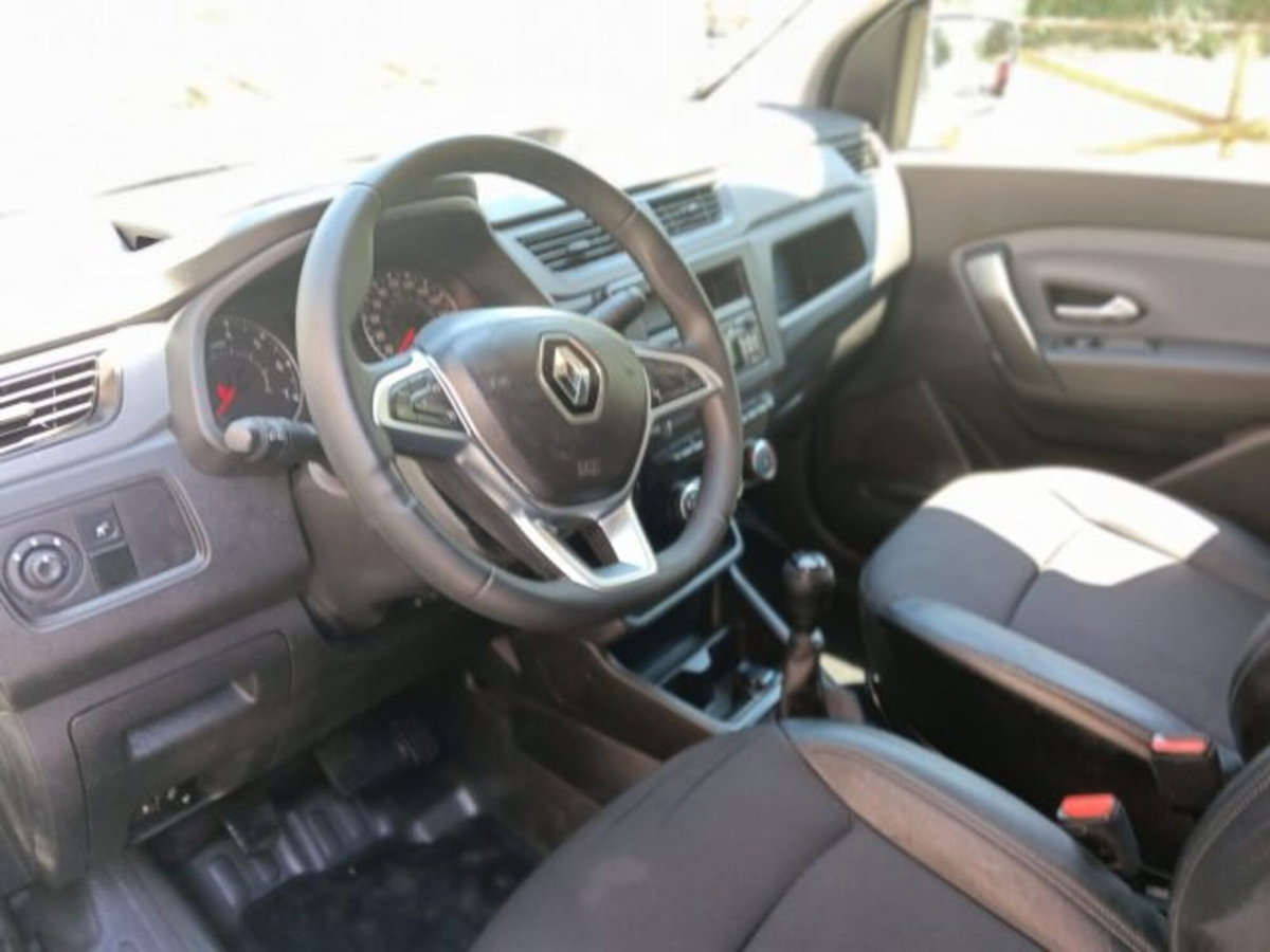 Renault Express van 1.3 TCe Fap 100cv (12)
