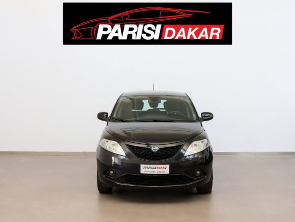 Lancia Ypsilon 1.0 FireFly 5 porte S&S Hybrid Maryne (5)
