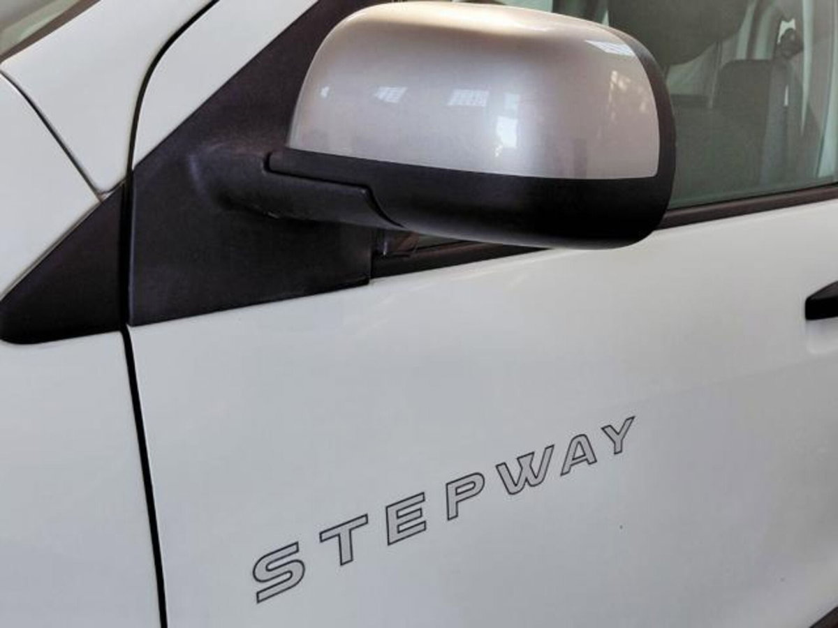 Dacia Dokker Stepway 1.2 TCe 115CV (7)