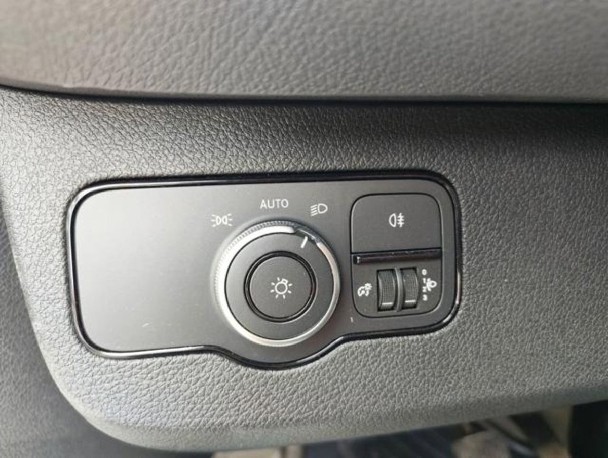 Mercedes-Benz Sprinter F39/35 311 CDI FWD TA Furgone (11)