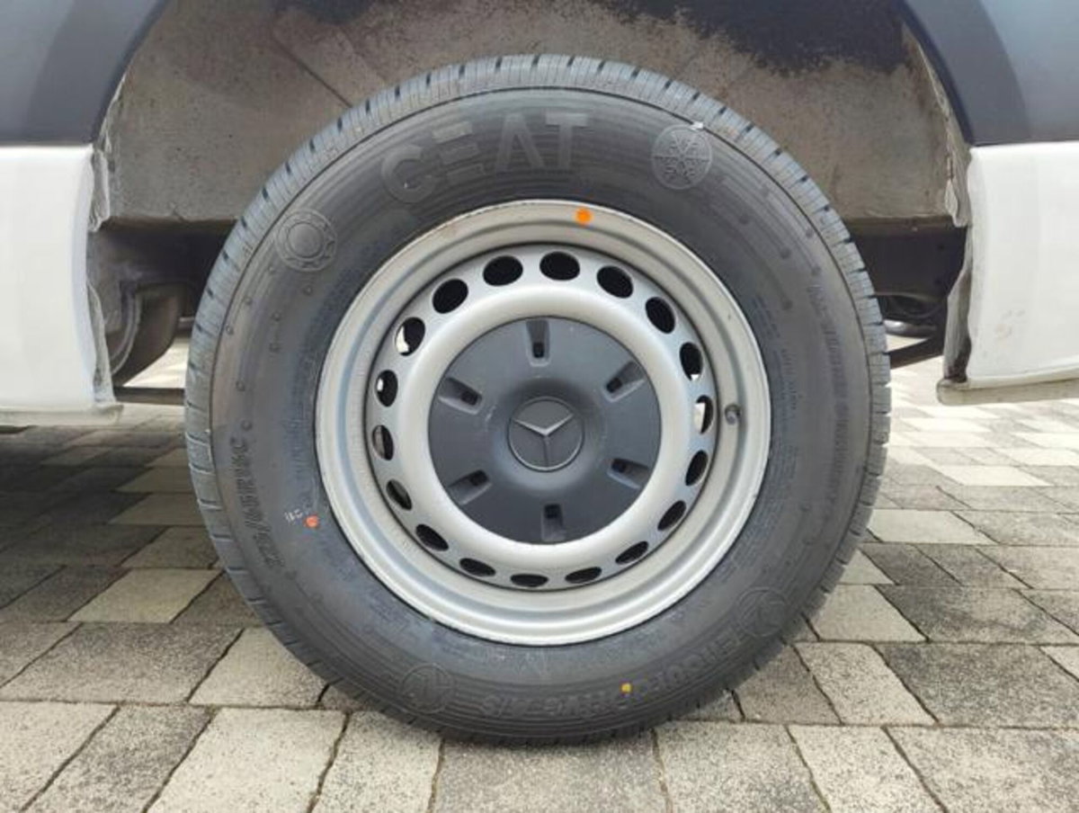 Mercedes-Benz Sprinter F39/35 311 CDI FWD TA Furgone (14)