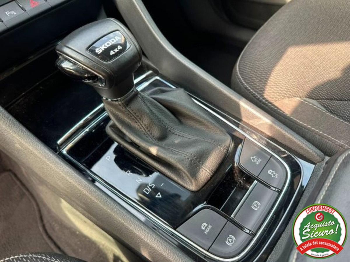 Skoda Kodiaq 2.0 TDI EVO SCR 4x4 DSG 7 posti Sportline (13)