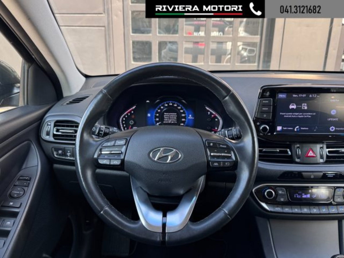 Hyundai i30 Fastback 1.0 T-GDI iMT 48V Prime (7)
