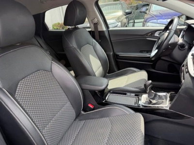 Kia XCeed 1.0 T-GDi GPL High Tech (9)