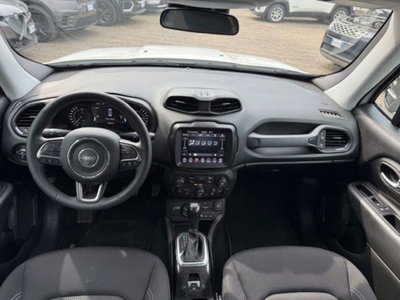 Jeep Renegade 1.3 T4 190CV PHEV 4xe AT6 Limited (11)