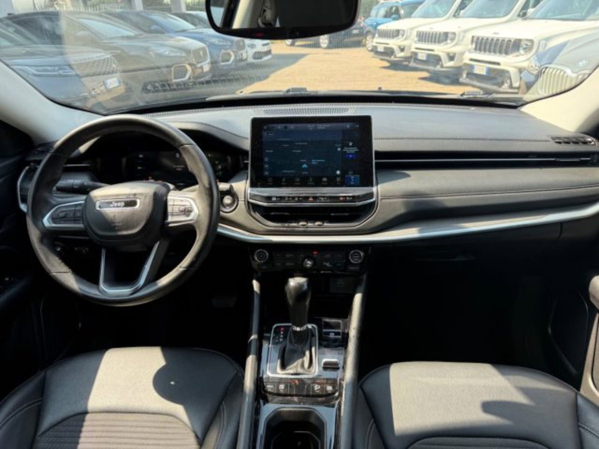 Jeep Compass 1.3 T4 190CV PHEV AT6 4xe Business Plus (12)
