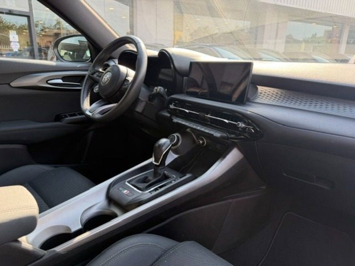 Alfa Romeo Tonale 1.5 hybrid Sprint 130cv tct7 (11)