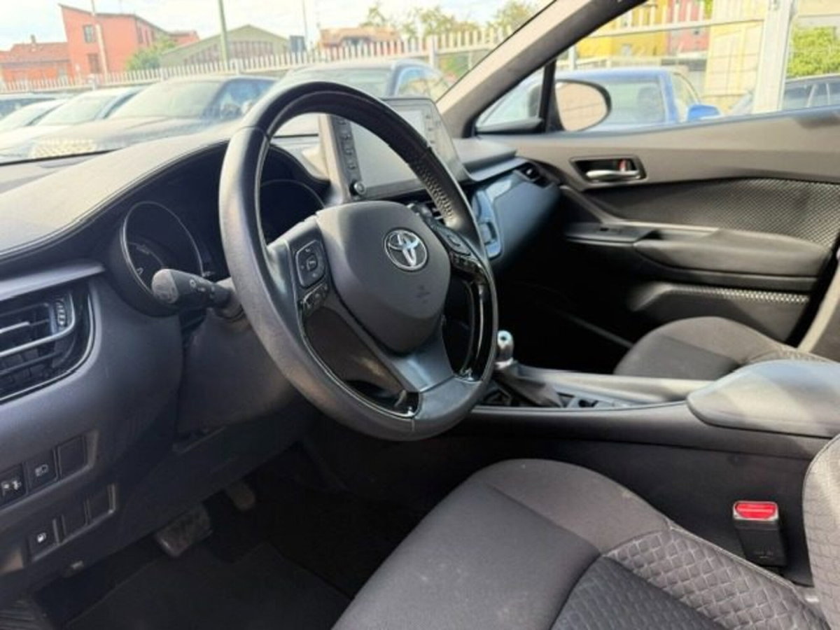 Toyota Toyota C-HR 1.8 Hybrid E-CVT Trend (14)