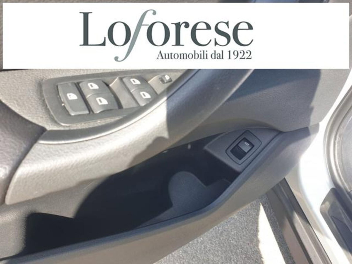 BMW X1 sDrive18d Business Advantage (9)