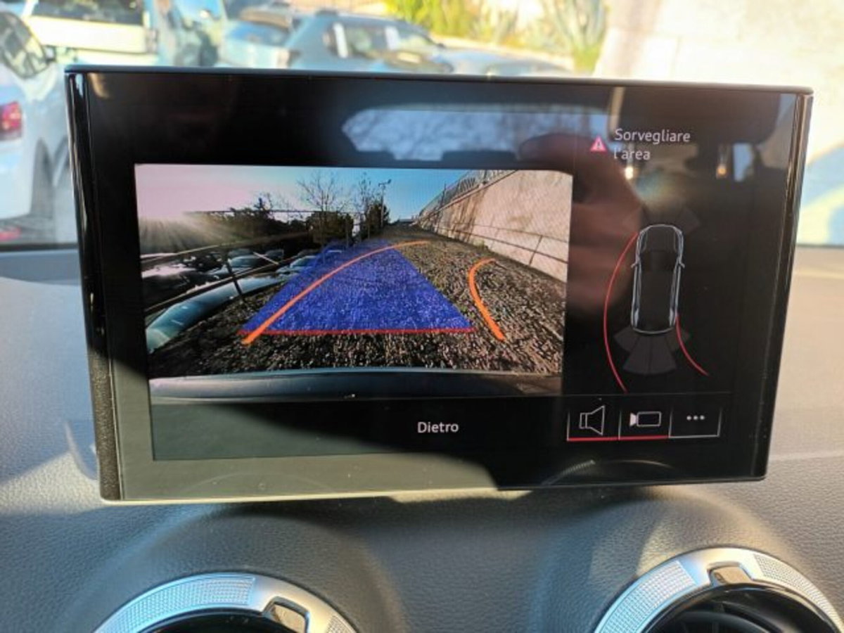 Audi Q2 Q2 35 TDI (11)