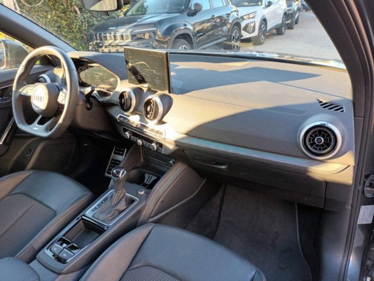 Audi Q2 Q2 35 TDI (7)