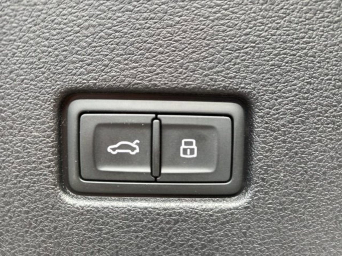 Audi Q8 Q8 50 TDI 286 CV quattro tiptronic Sport (20)