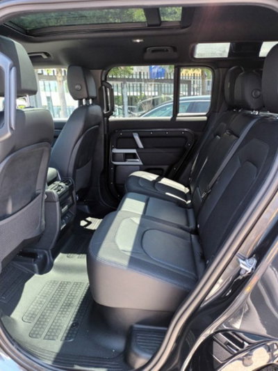 Land Rover Defender 110 3.0d i6 mhev X-Dynamic SE awd 250cv auto (6)