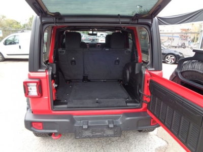 Jeep Wrangler Unlimited 2.2 Mjt II Rubicon (13)
