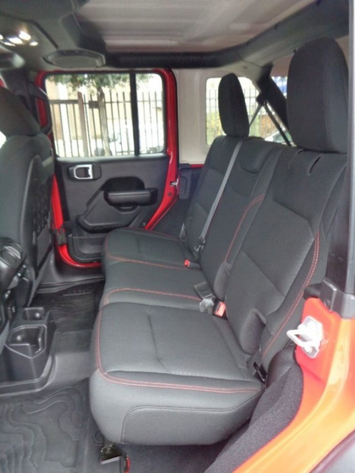 Jeep Wrangler Unlimited 2.2 Mjt II Rubicon (6)
