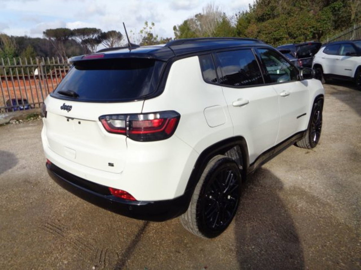 Jeep Compass 1.6 mjt S 2wd 130cv (3)