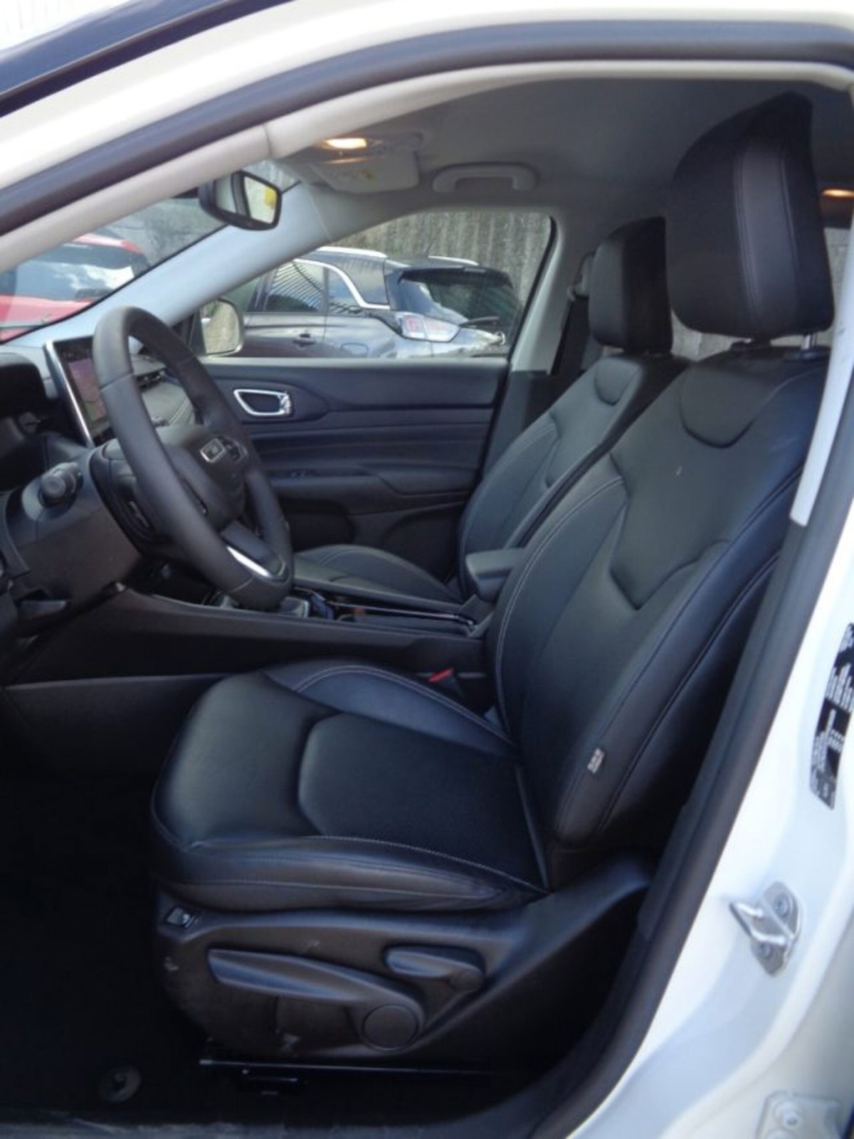 Jeep Compass 1.6 mjt S 2wd 130cv (4)