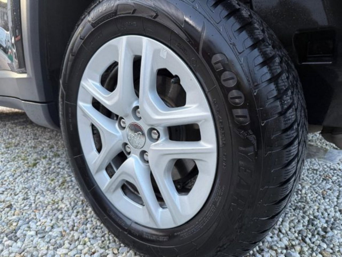 Jeep Compass 2.0 Multijet II 4WD Business (15)