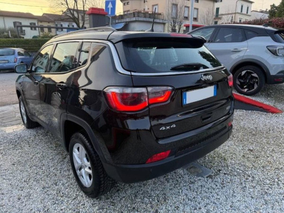 Jeep Compass 2.0 Multijet II 4WD Business (4)