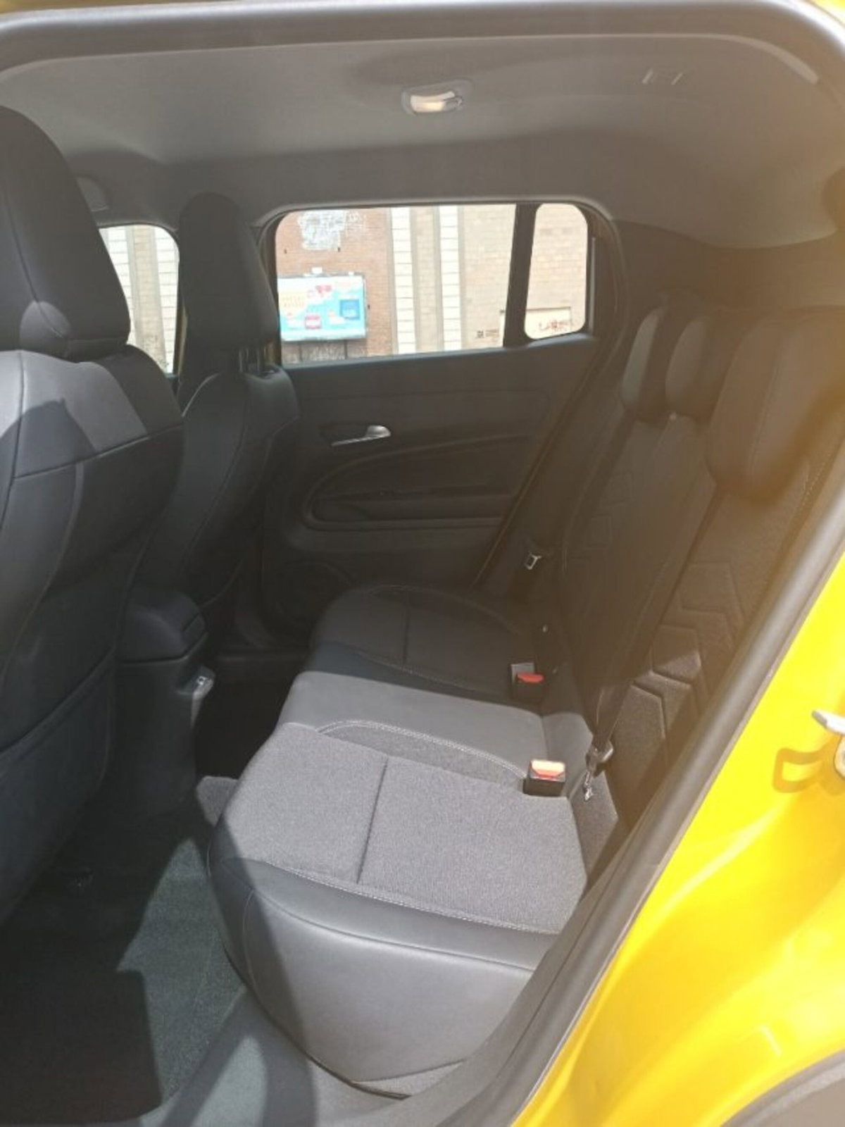Jeep Avenger 1.2 turbo Altitude fwd 100cv (8)