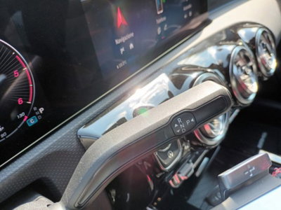 Mercedes-Benz Classe A 200 d AMG Line Premium Plus auto (12)