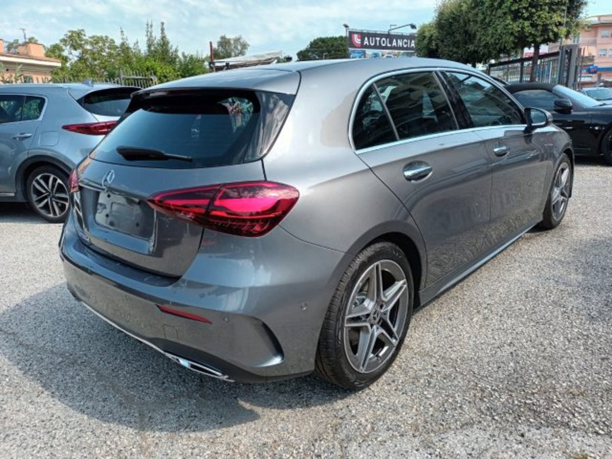 Mercedes-Benz Classe A 200 d AMG Line Premium Plus auto (4)