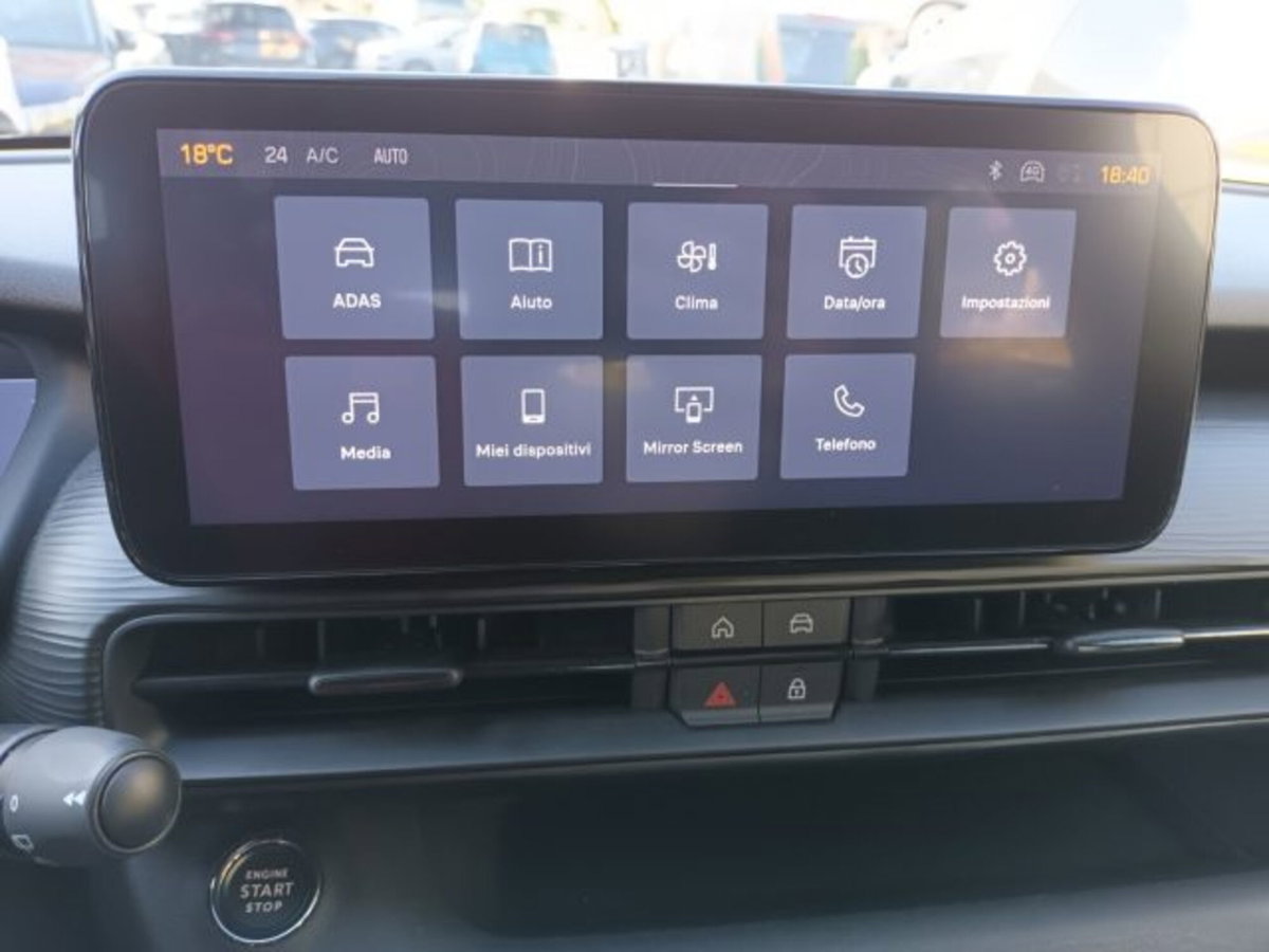 Jeep Avenger 1.2 turbo Altitude fwd 100cv (12)
